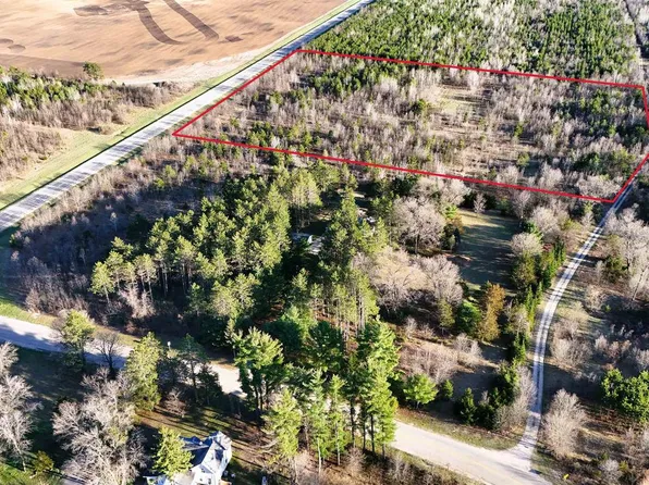 STATE 22, Wautoma, WI 54982