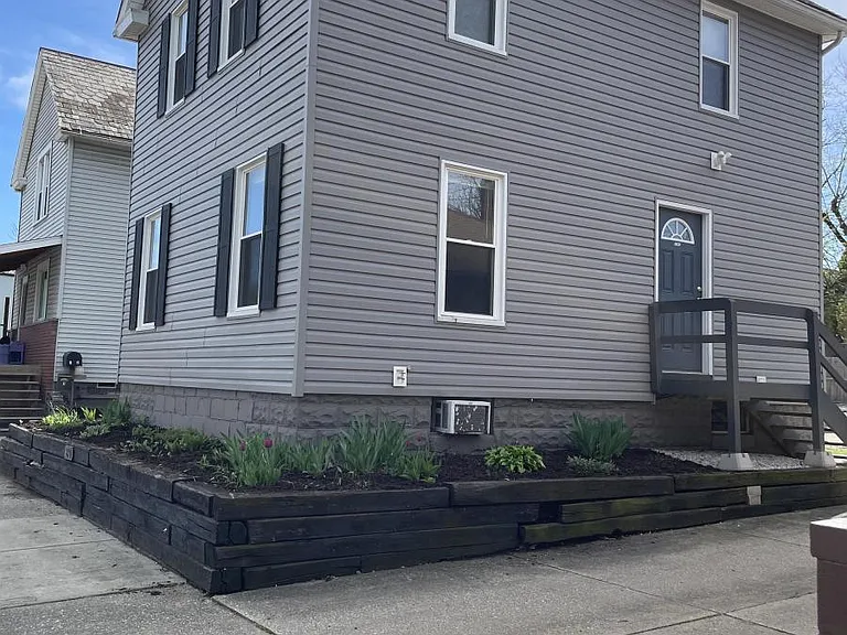 890 N Main St #DWN — Photo 6