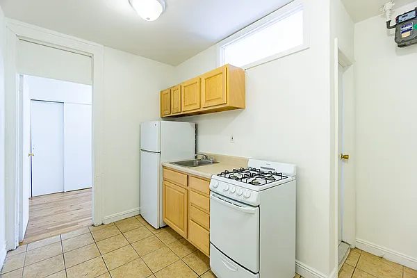 Rented by Compass | media 19