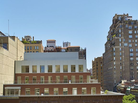 5th image of 23 E 74th St APT 7C