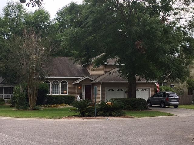 2nd image of 432 Springfield Rd