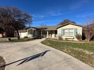 3018 32nd St, Lubbock, TX 79410