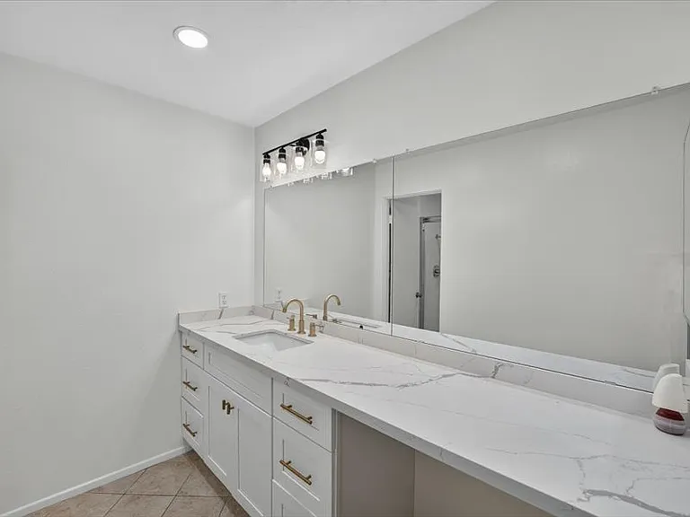 5937 Armaga Spring Rd #N — Photo 27