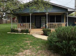 202 N Shorewood Dr, Marble Falls, TX 78654