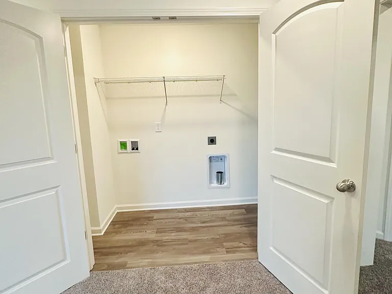 2380 Geranium Ln — Photo 24