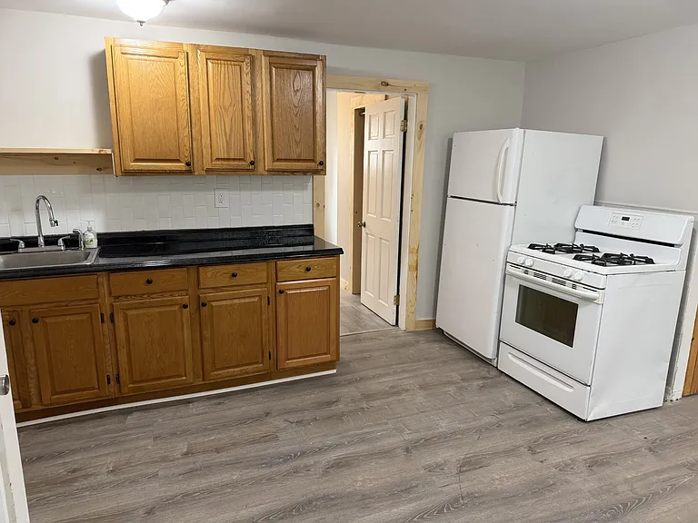 159 Elm St #1 — Photo 3