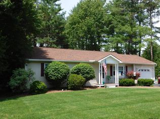 21 Herald Dr, Queensbury, NY 12804