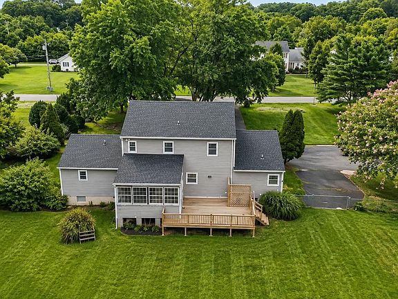 2nd image of 30827 Ward Rd