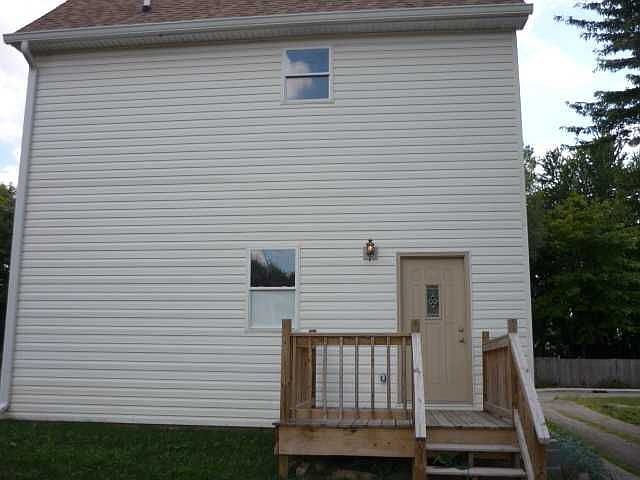 2nd image of 1516 E Market St