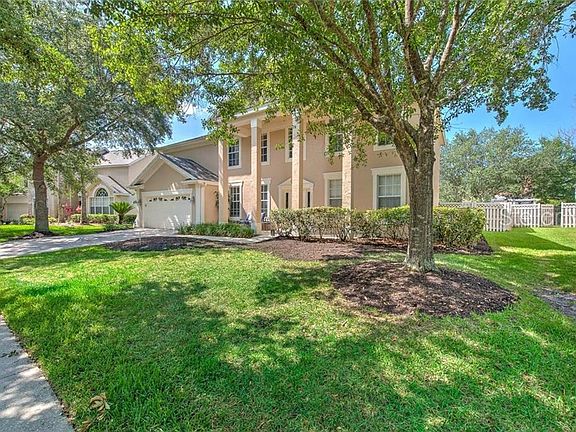 3rd image of 8707 Hidden Green Ln
