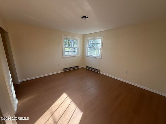 3rd image of 1A Graystone Place