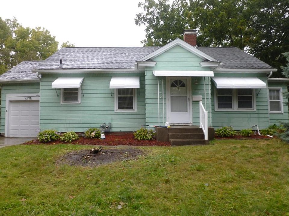 2nd image of 805 Hudson Ave