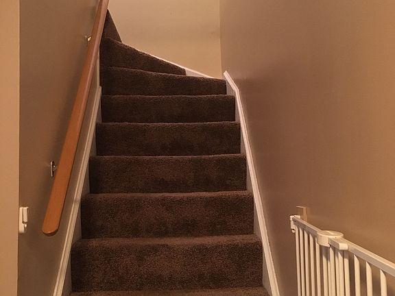 2nd image of 450 S Garden Ave