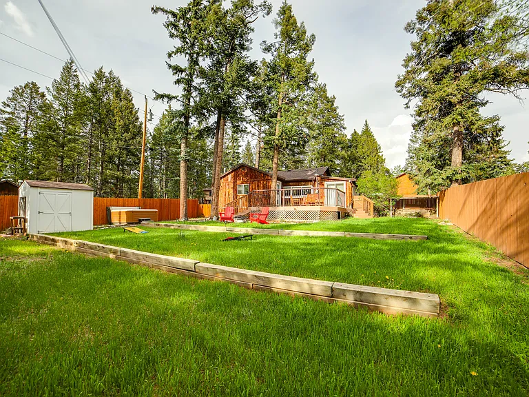 506 N Fairview St — Photo 32