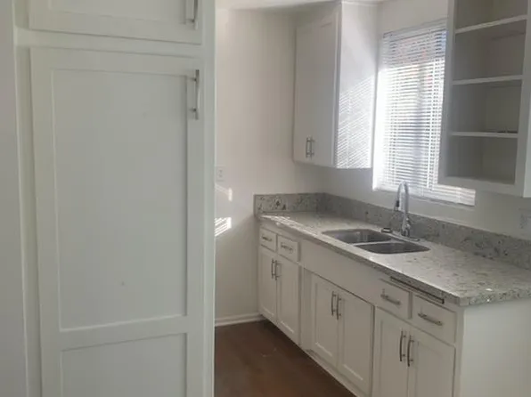 13734 Sherman Way #3, Van Nuys, CA 91405