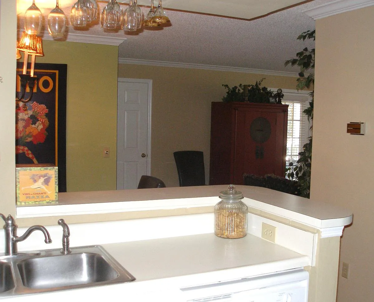 2 bed, 1281 sqft, $2,000 — Photo 2