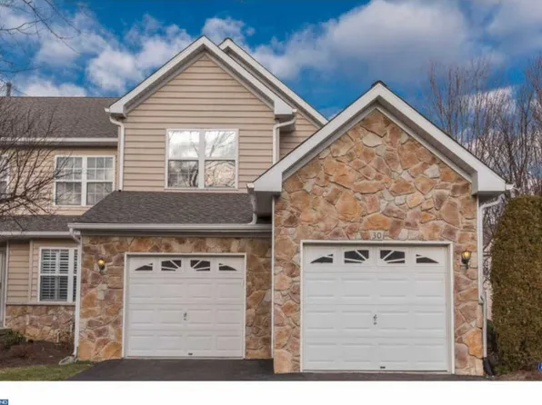 30 Hogan Way #19, Moorestown, NJ 08057