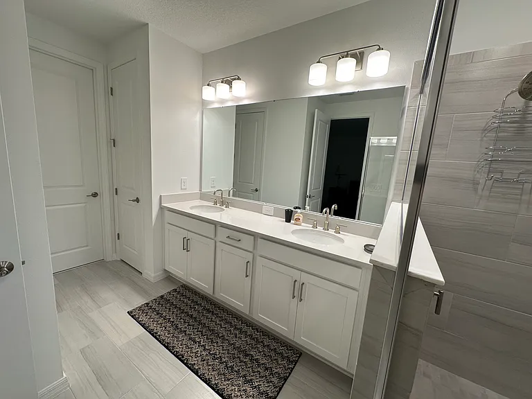 Goldfinch Dr — Photo 2