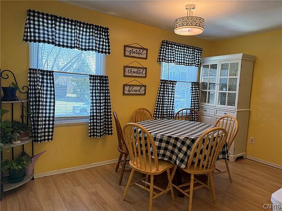 3rd image of 4173 Burningtree Rd