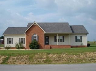 85 Kingston Ave, Hillsboro, TN 37342