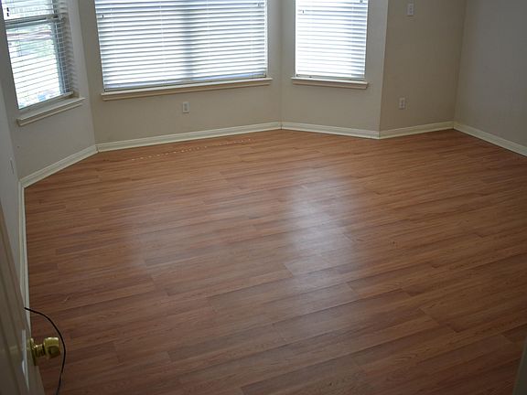5th image of 24814 Trailstone Ct