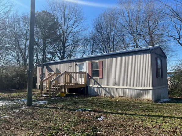 77 Patterson Dr, Chatsworth, GA 30705