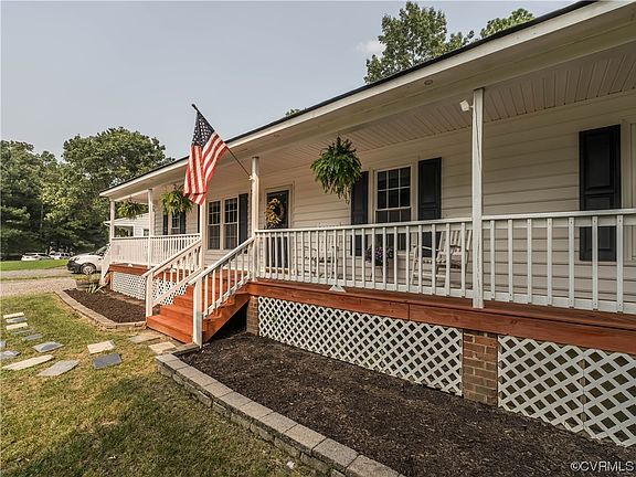 3rd image of 10059 Haleys Hollow Ct