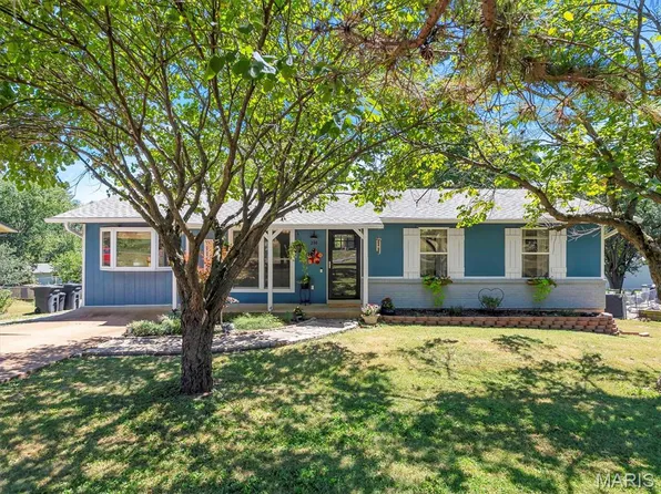 200 Highway M, Villa Ridge, MO 63089