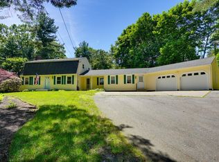 22 Maple Ln, Northborough, MA 01532