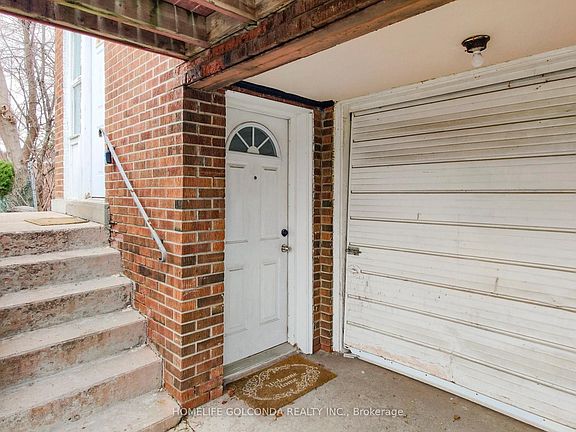 2nd image of 81 Sexton Cres