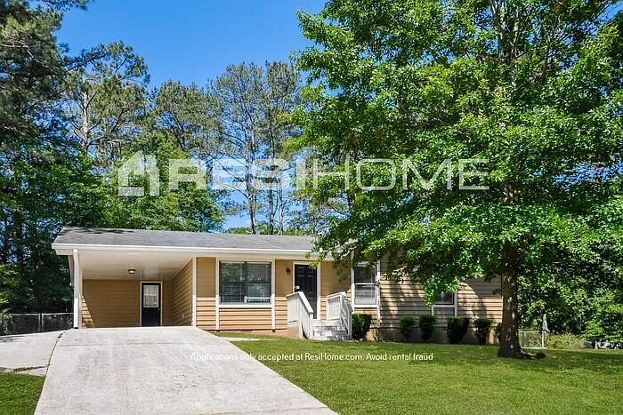 1759 Stag Dr NW — Photo 2