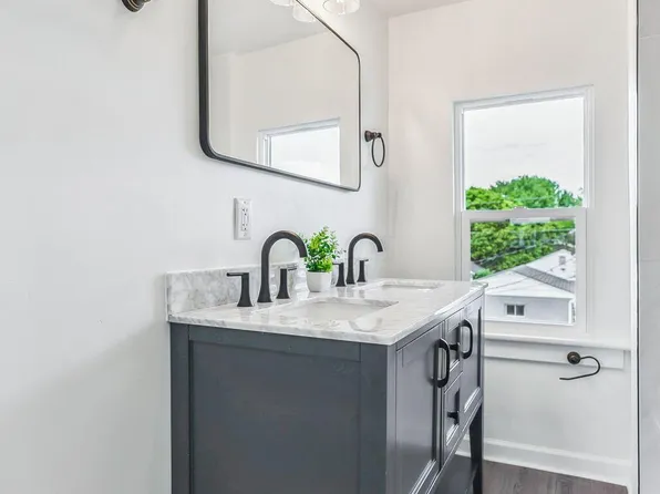 220 E Hinman Ave, Columbus, OH 43207