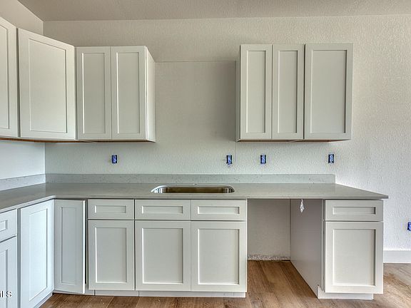 4th image of 6002 Ashlynn Oaks Private Dr