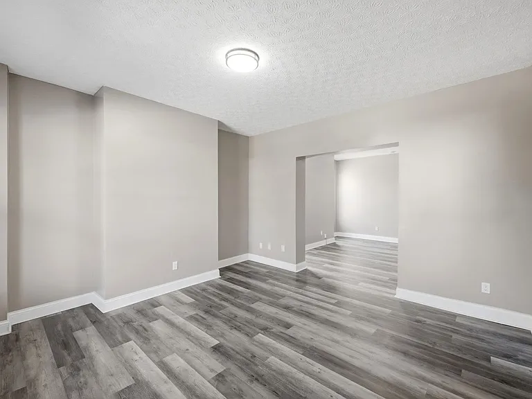 387-393 Saint Clair Ave — Photo 6