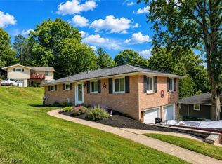 1739 Evergreen Park Dr, Coshocton, OH 43812