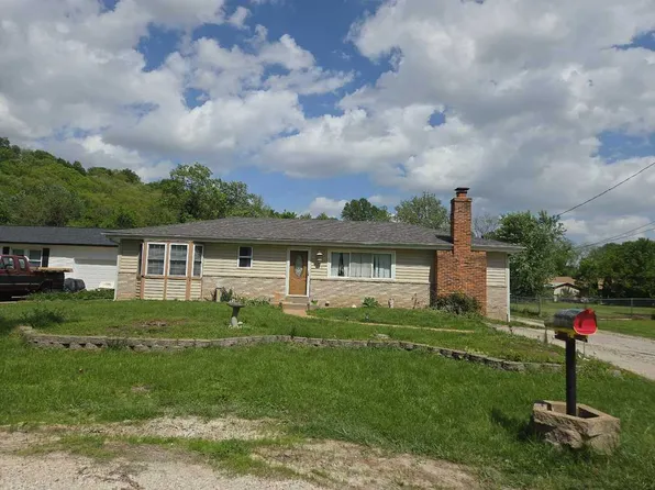 123 Deity Dr, Fenton, MO 63026