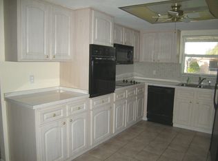 6302 Gainsboro Dr, Port Richey, FL 34668