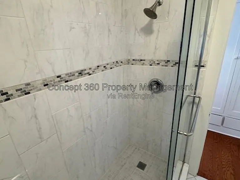 1144 E Appleton St #1 — Photo 24