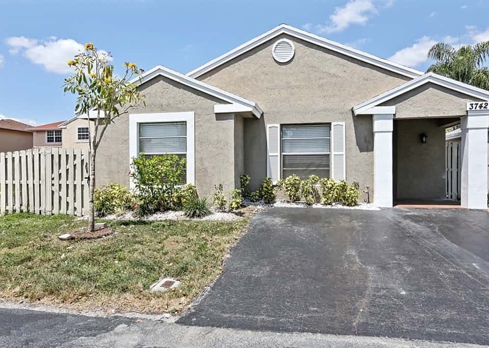 1st image of 3742 NW 107th Way