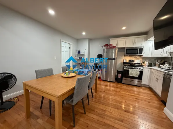 475 Massachusetts Ave APT 1, Boston, MA 02118