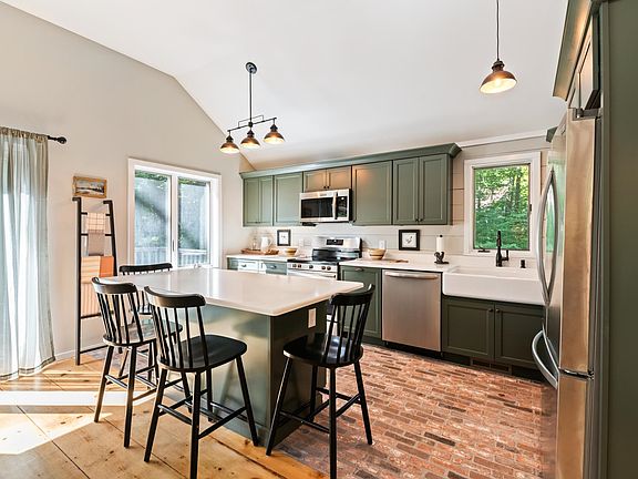 4th image of 50 High Pond Road