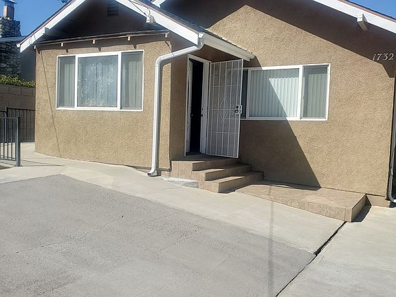 4th image of 1732 N Avenue 45