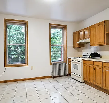 Rented by Marjorie Thompson, LREB | media 46