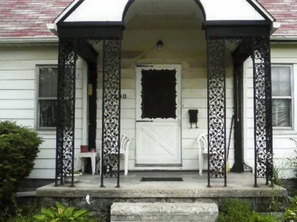 2500 Weithoff Ct, Inkster, MI 48141