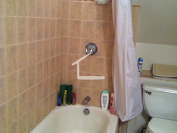 4th image of 48 Dighton St #001