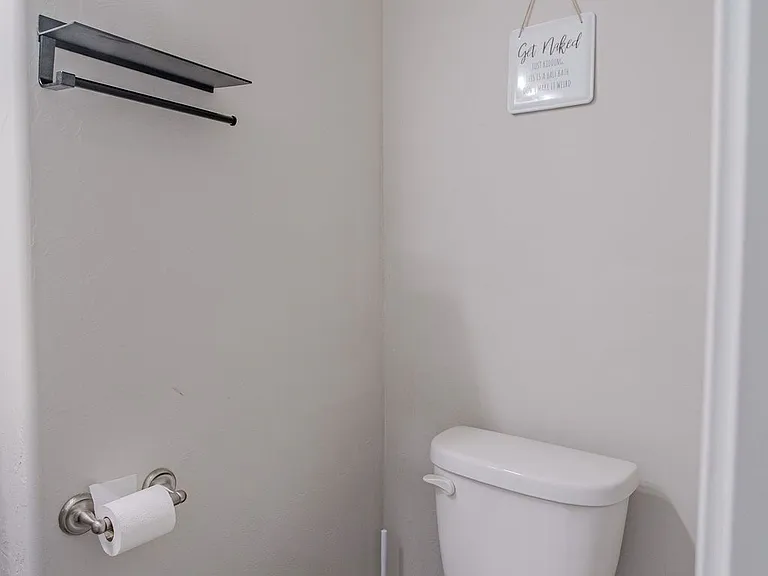 2501 Caden Ct — Photo 25