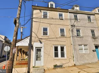 162 Green Ln, Philadelphia, PA 19127