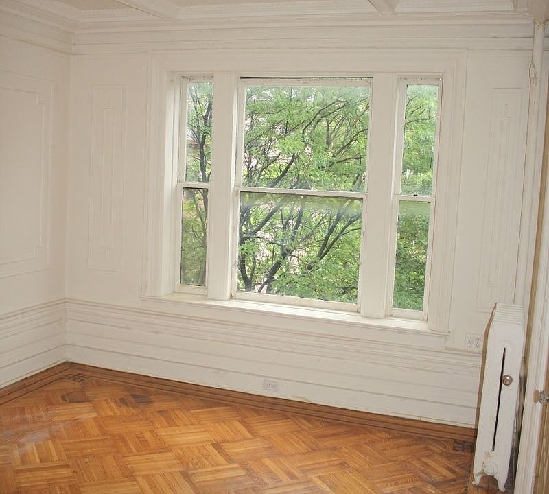 2nd image of 250 Washington Ave APT 2D