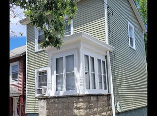 124 John St, New Windsor, NY 12553