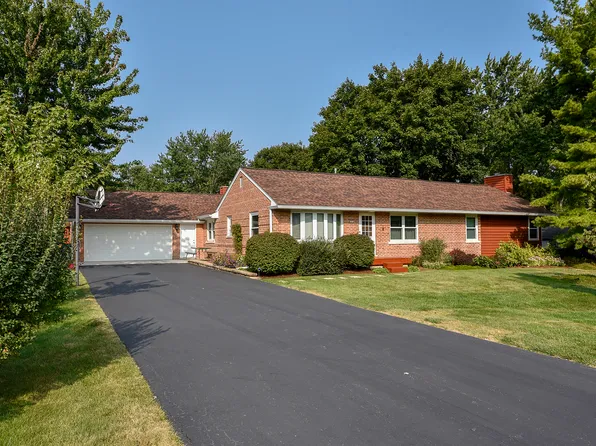 50 Roberts Rd, Palatine, IL 60067